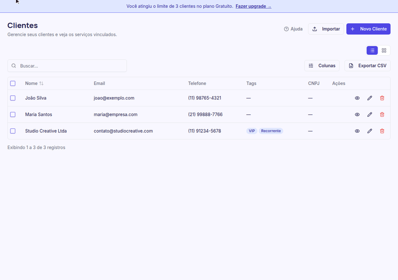 GIF: clicando em Ver detalhes e abrindo a página do cliente